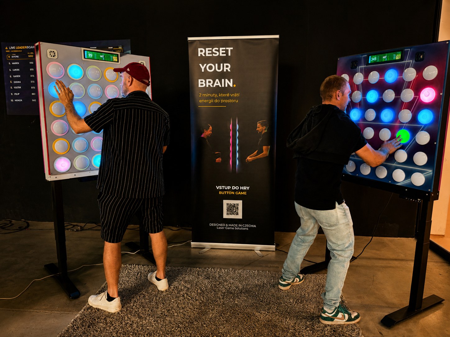 Konference s Button Game a live leaderboardem